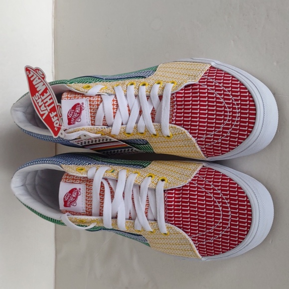 BRAND NEW VANS PRIDE SK8- MID UNISEX SNEAKERS - Picture 3 of 16